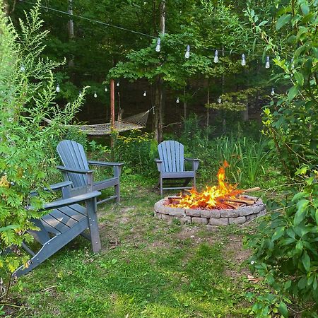 Cozy Cottage With Jacuzzi And Fire Pit And Reading Nook! Livingston Manor Esterno foto