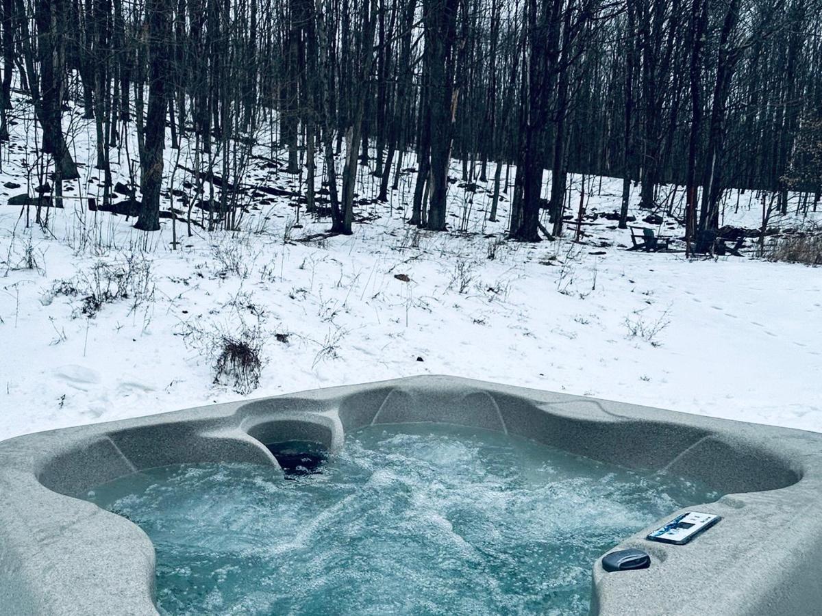 Cozy Cottage With Jacuzzi And Fire Pit And Reading Nook! Livingston Manor Esterno foto