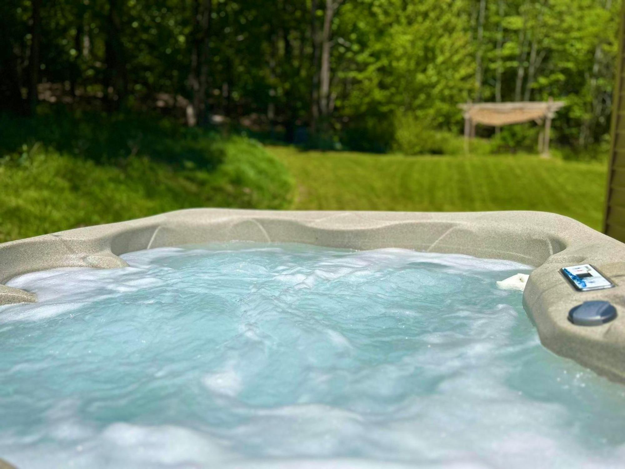 Cozy Cottage With Jacuzzi And Fire Pit And Reading Nook! Livingston Manor Esterno foto