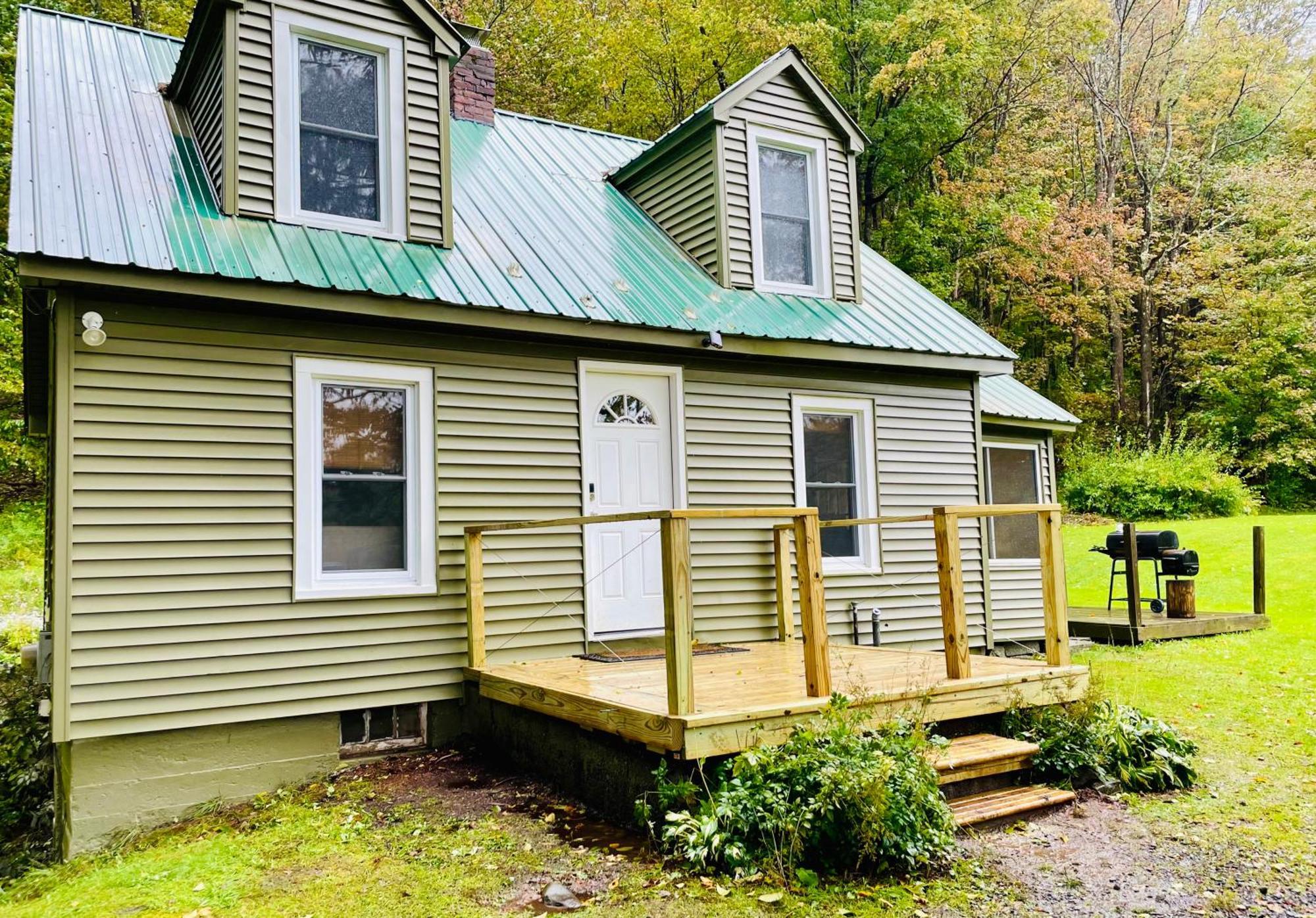 Cozy Cottage With Jacuzzi And Fire Pit And Reading Nook! Livingston Manor Esterno foto